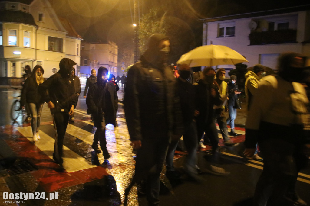 Strajk kobiet przeszedł ulicami Ponieca