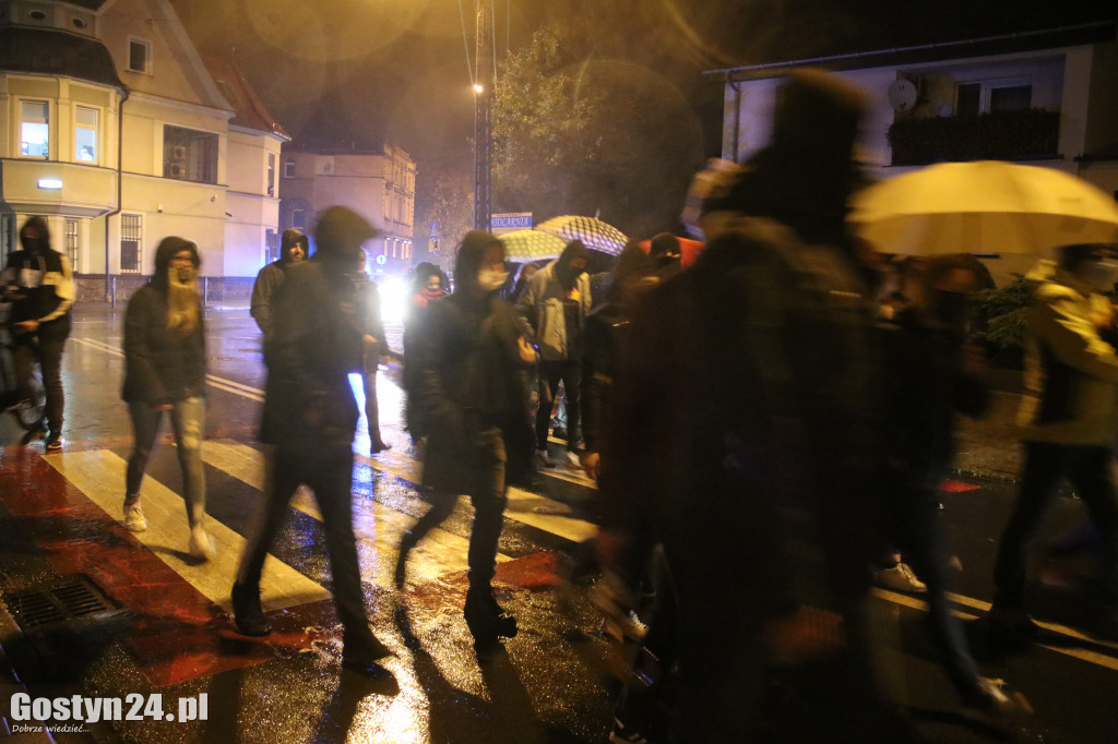 Strajk kobiet przeszedł ulicami Ponieca