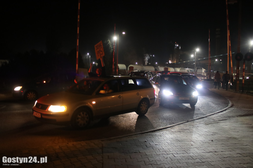 Protest samochodowy ulicami Gostynia