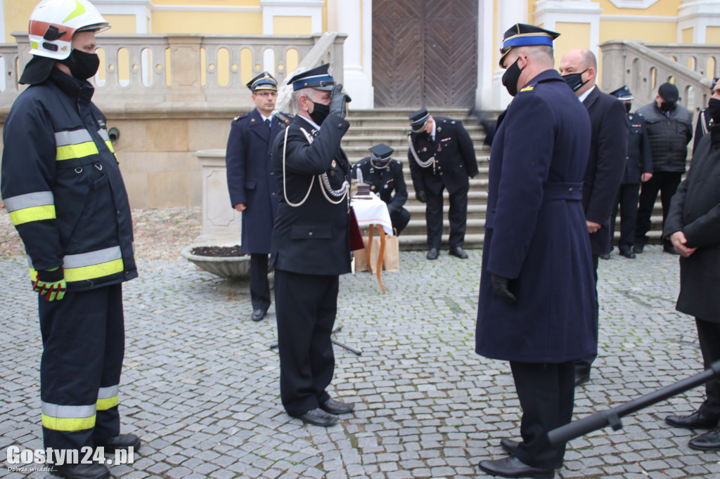 Oficjalne poświęcenie i przekazanie auta dla OSP Piaski