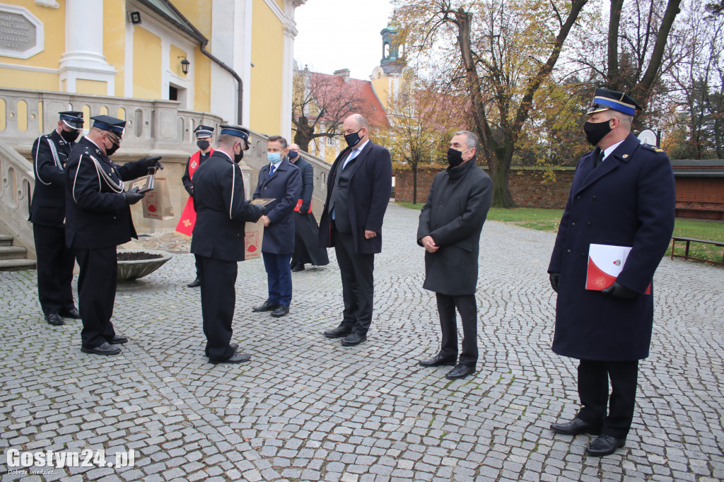 Oficjalne poświęcenie i przekazanie auta dla OSP Piaski