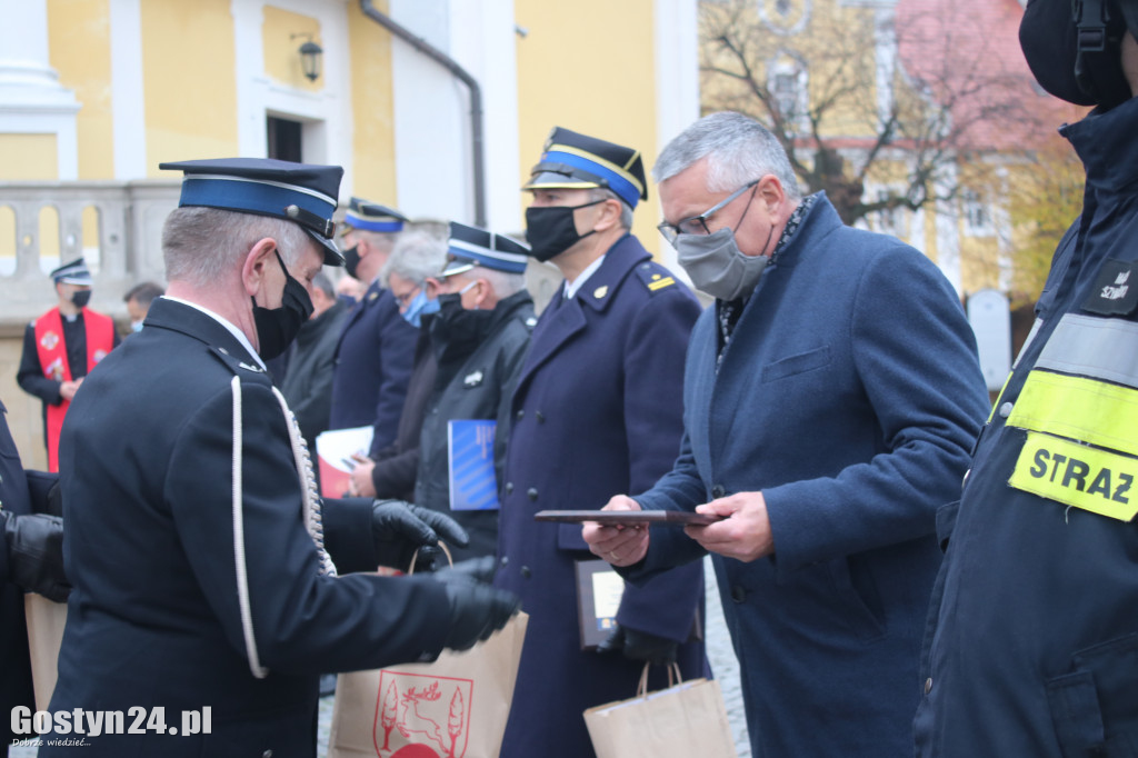 Oficjalne poświęcenie i przekazanie auta dla OSP Piaski