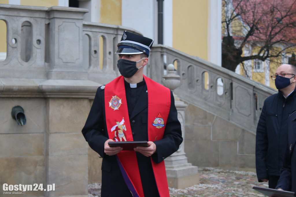 Oficjalne poświęcenie i przekazanie auta dla OSP Piaski