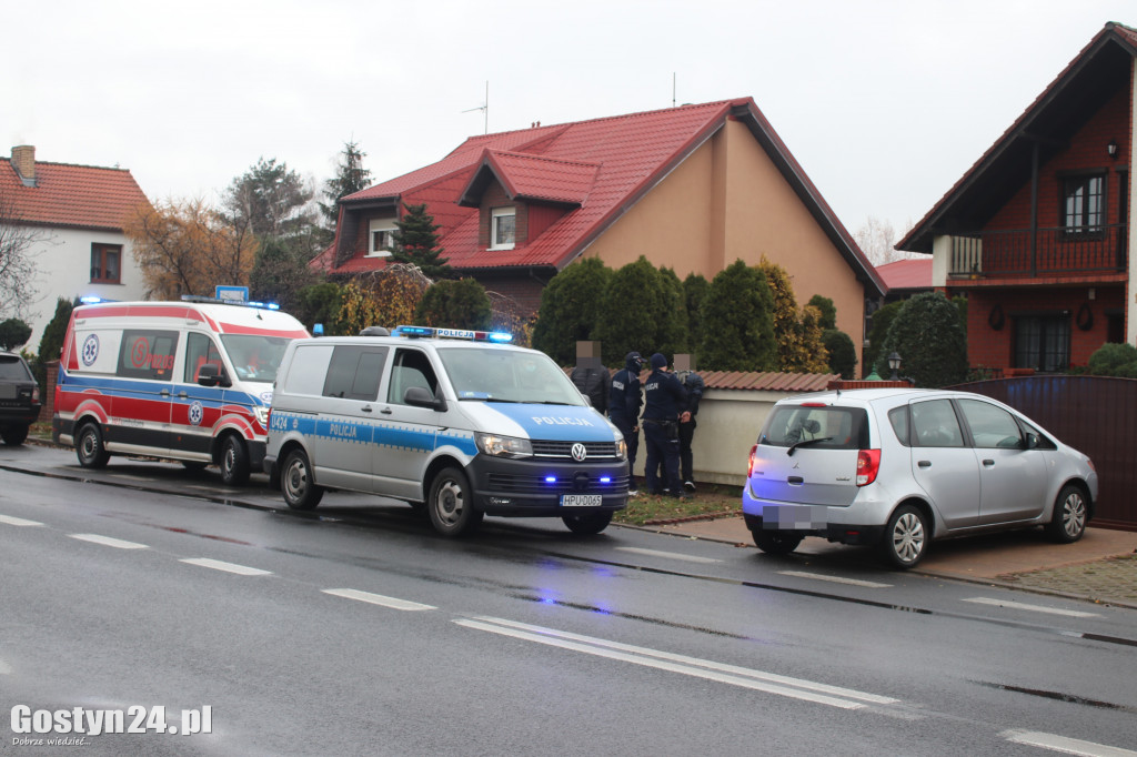Działania ZRM i policji na ul. Wrocławskiej w Gostyniu