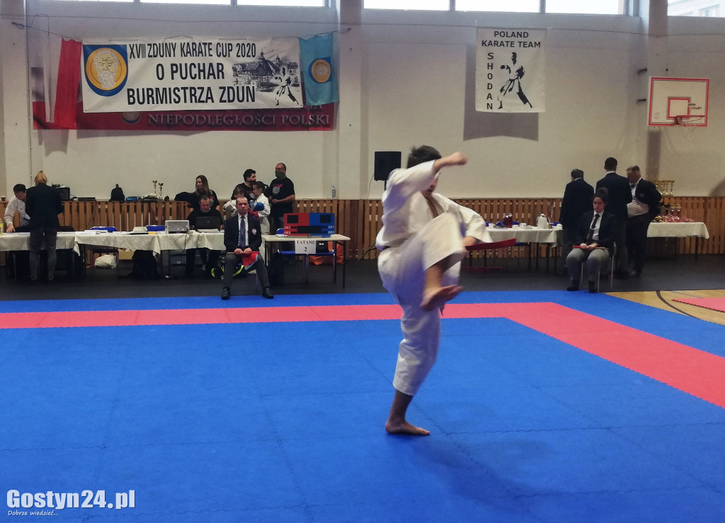 Medale dla gostyńskiego klubu TKKF Tęcza