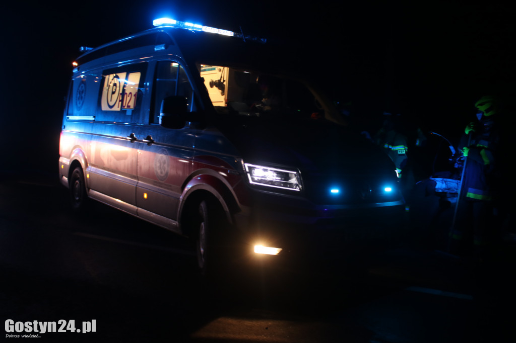 Wypadek samochodów dostawczych między Gostyniem a Krobią