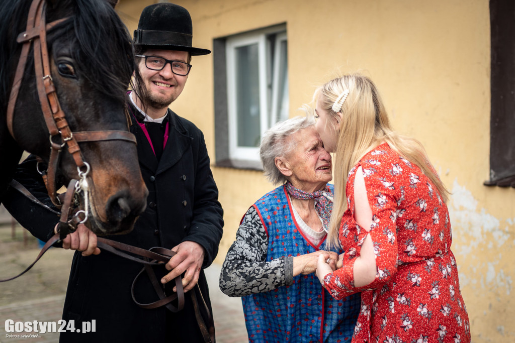 Biskupiańskie zaręczyny Michała i Marty