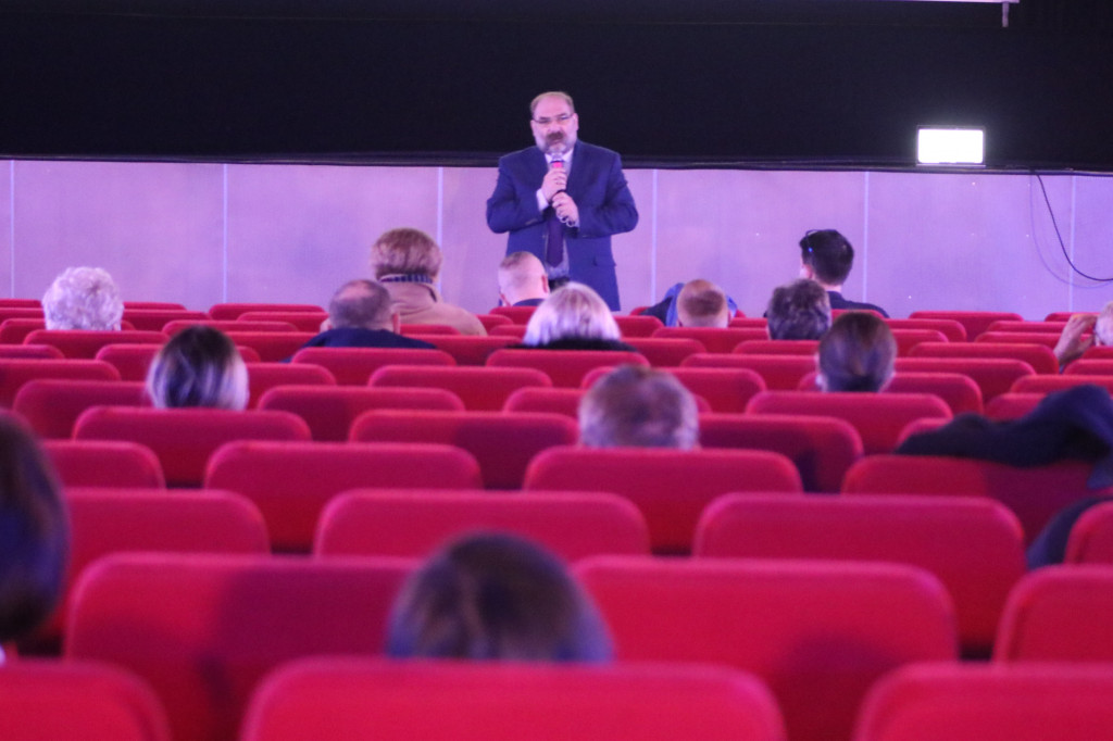 Konferencja popularnonaukowa w gostyńskim kinie
