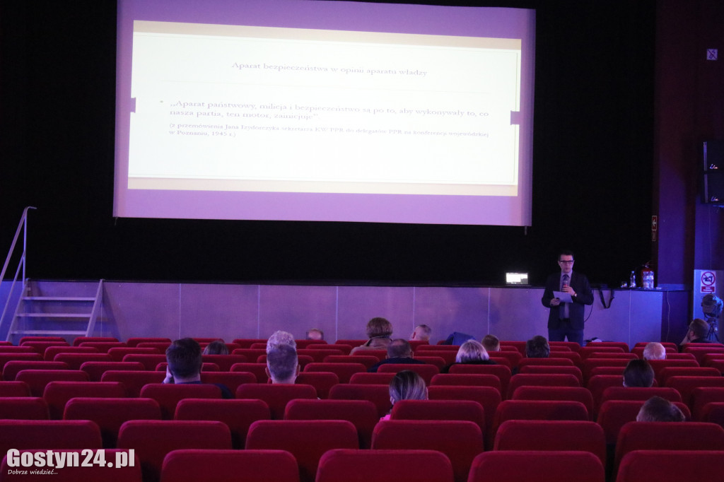 Konferencja popularnonaukowa w gostyńskim kinie