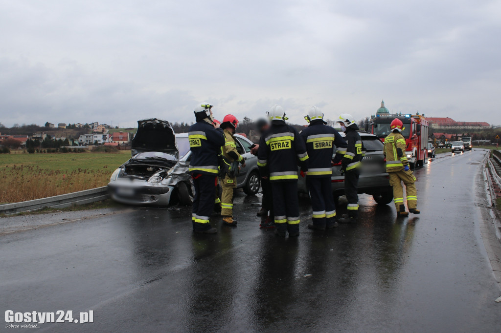 Zderzenie Citroena i Audi na trasie Gostyń-Grabonóg