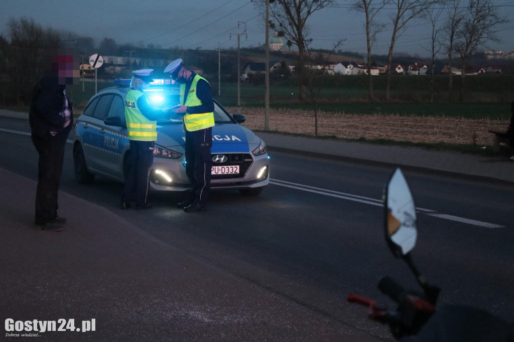 Zderzenie motocykla i ciągnika rolniczego w Gostyniu
