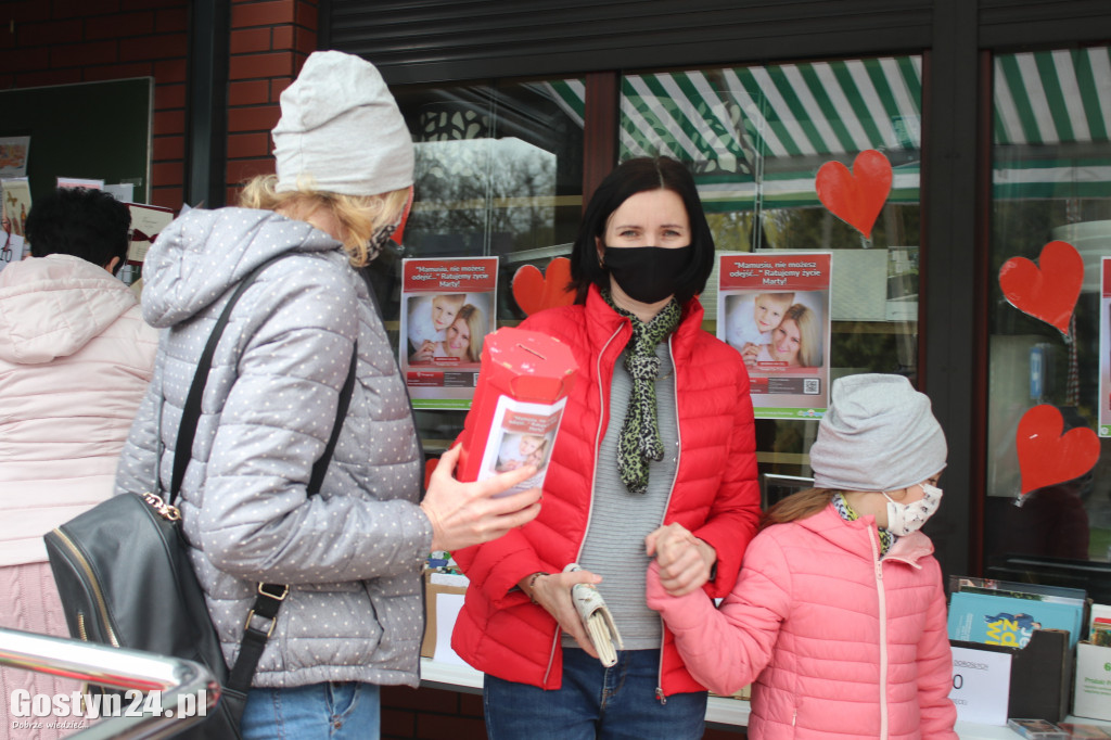 Flash mob i kiermasz dla Marty w Borku Wlkp.