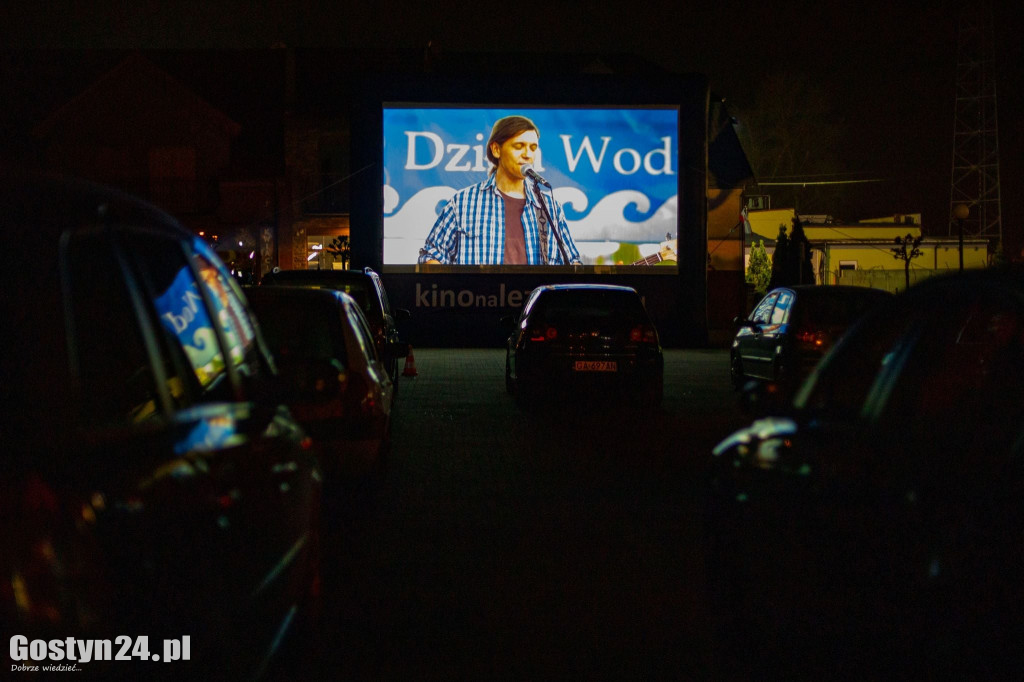 Kino samochodowe w Pępowie