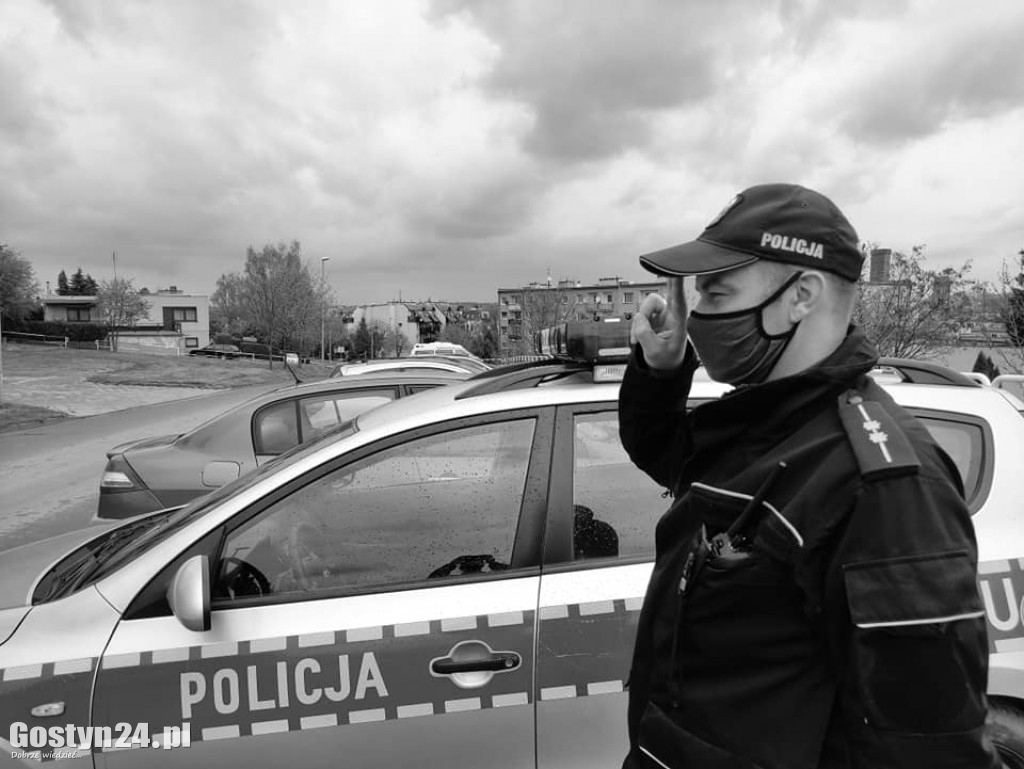 Policjanci z Gostynia oddali hołd zamordowanemu koledze