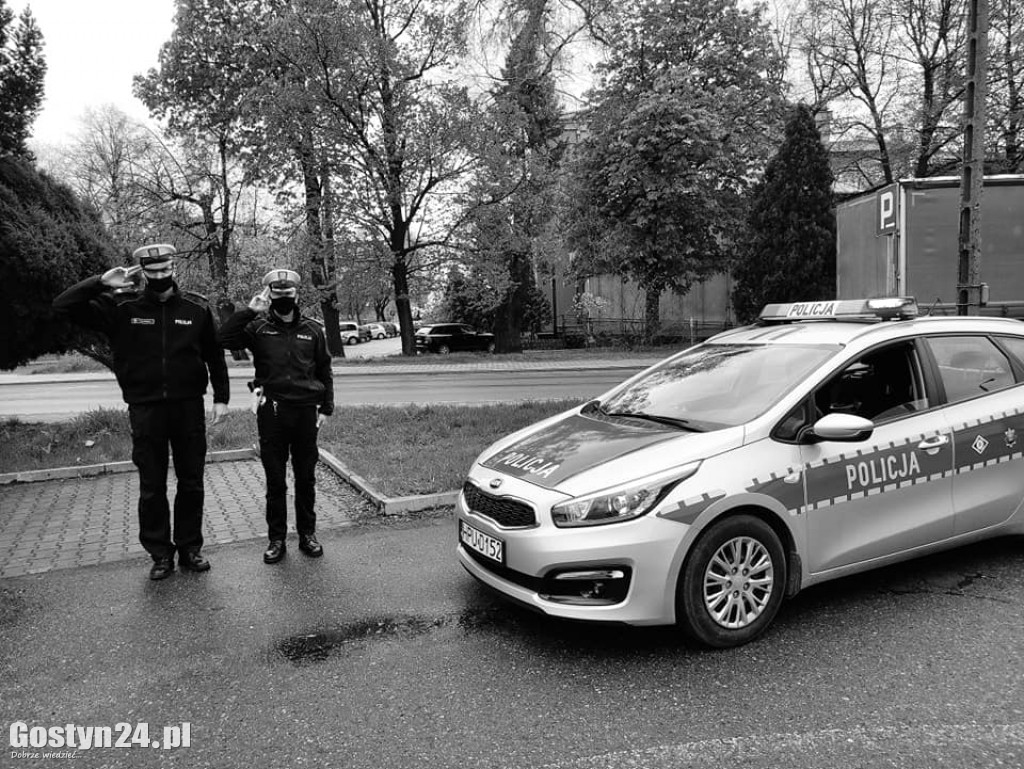Policjanci z Gostynia oddali hołd zamordowanemu koledze