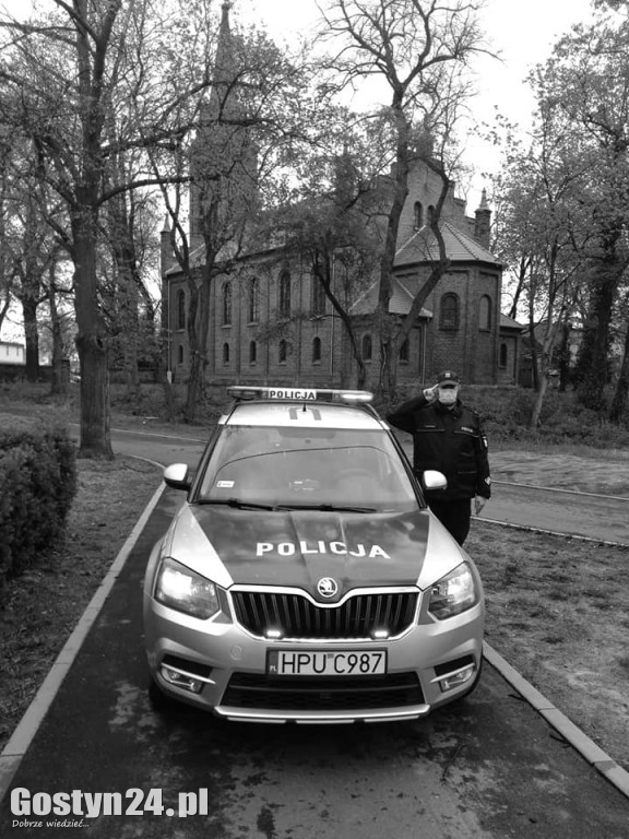 Policjanci z Gostynia oddali hołd zamordowanemu koledze