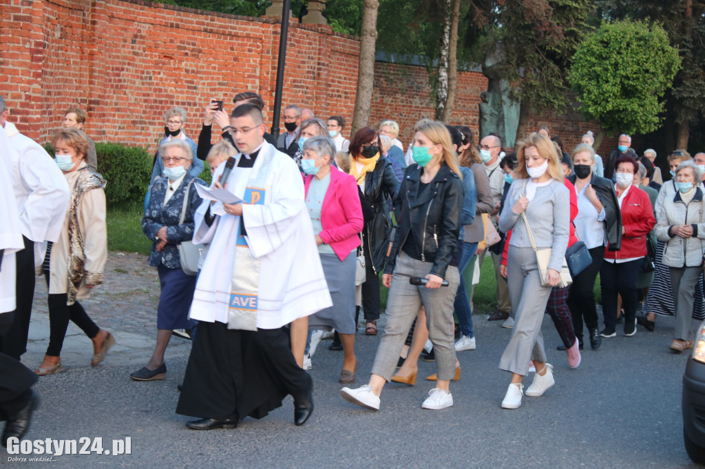 Procesja fatimska ulicami Gostynia