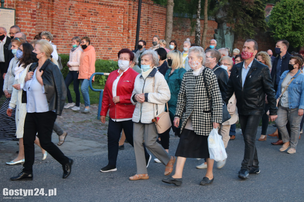 Procesja fatimska ulicami Gostynia