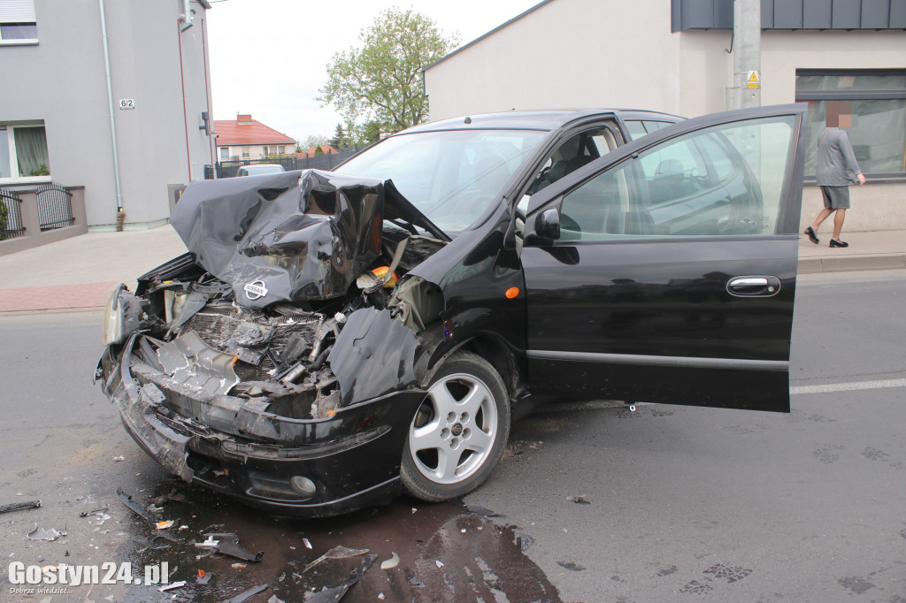 Zdarzenie drogowe na ul. Mostowej w Gostyniu