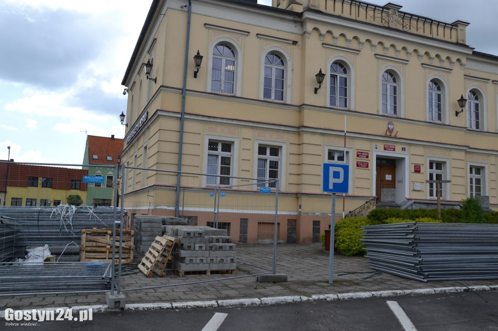 Tak wygląda rynek w Krobi. Właśnie rozpoczęła się jego modernizacja