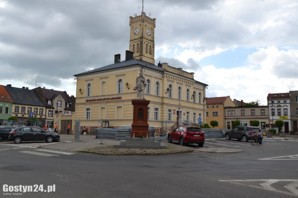 Tak wygląda rynek w Krobi. Właśnie rozpoczęła się jego modernizacja
