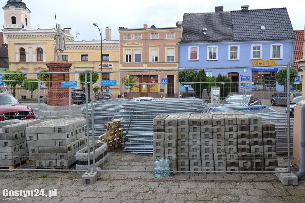 Tak wygląda rynek w Krobi. Właśnie rozpoczęła się jego modernizacja