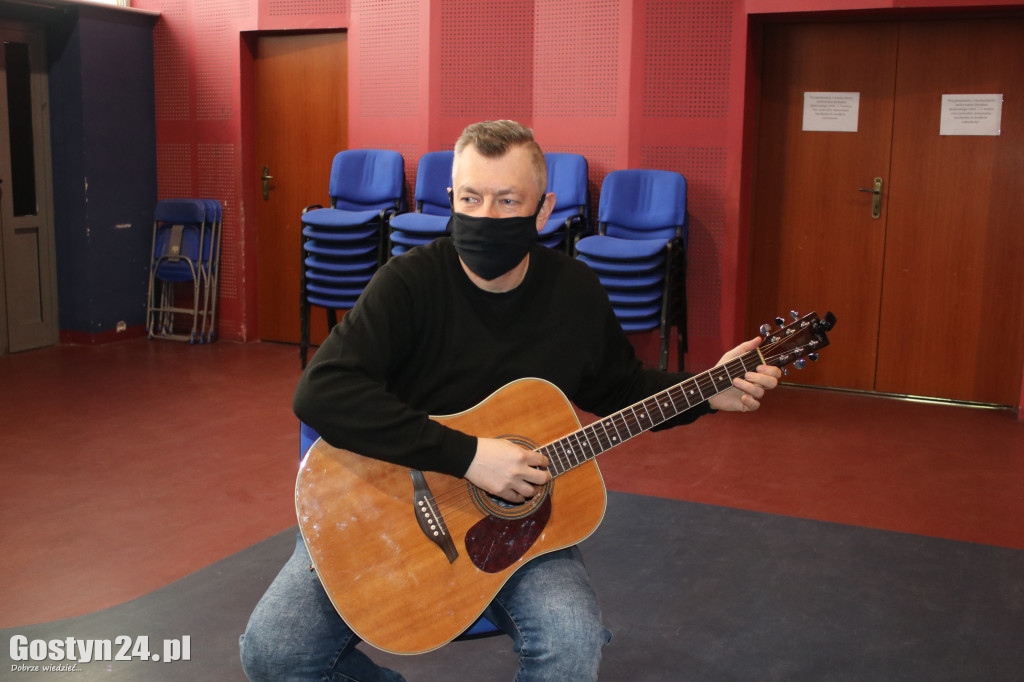 Przygotowania do Gostyńskiego Rekordu Gitarowego