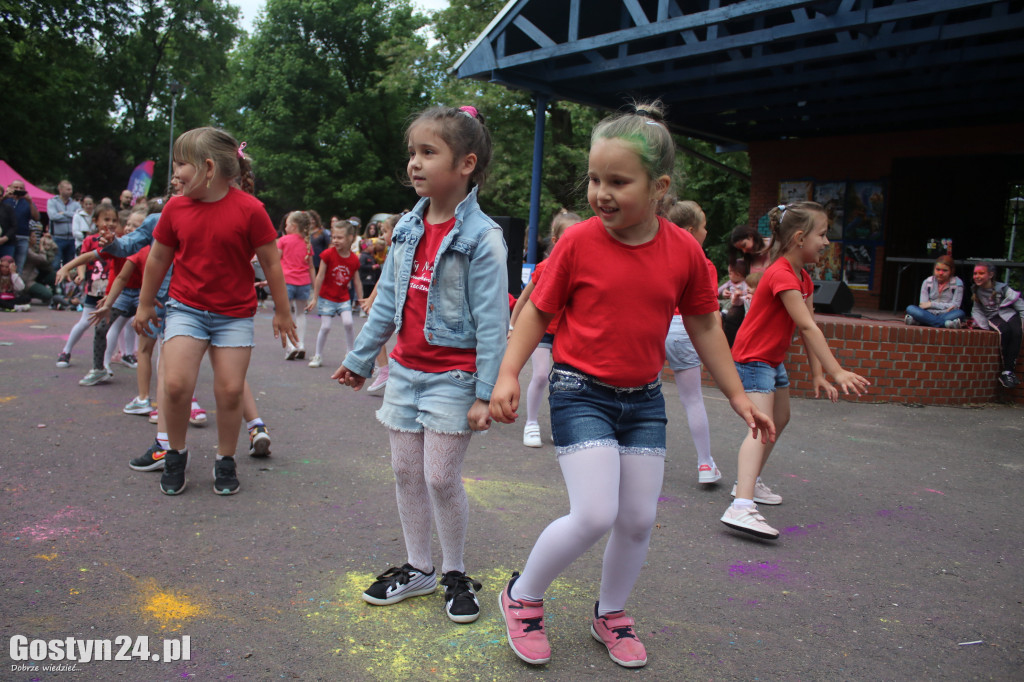 Gala Piosenki Przedszkolnej i Święto Kolorów w Gostyniu
