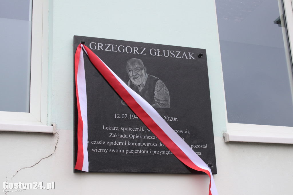 Odsłonięcie tablicy upamiętniającej dr Głuszaka