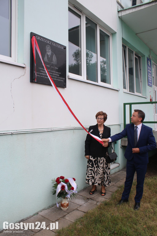 Odsłonięcie tablicy upamiętniającej dr Głuszaka
