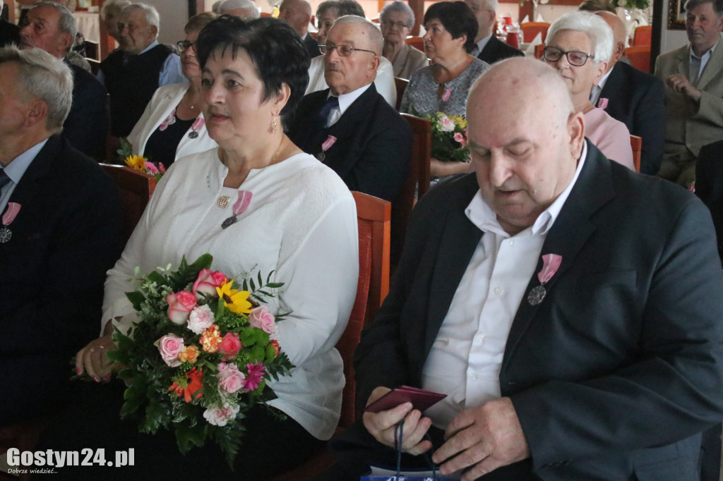 Wręczenie medali za długoletnie pożycie w gminie Pępowo