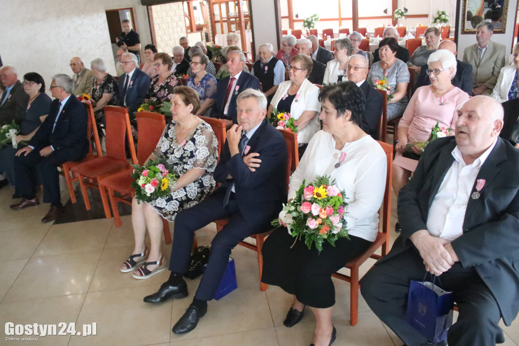 Wręczenie medali za długoletnie pożycie w gminie Pępowo