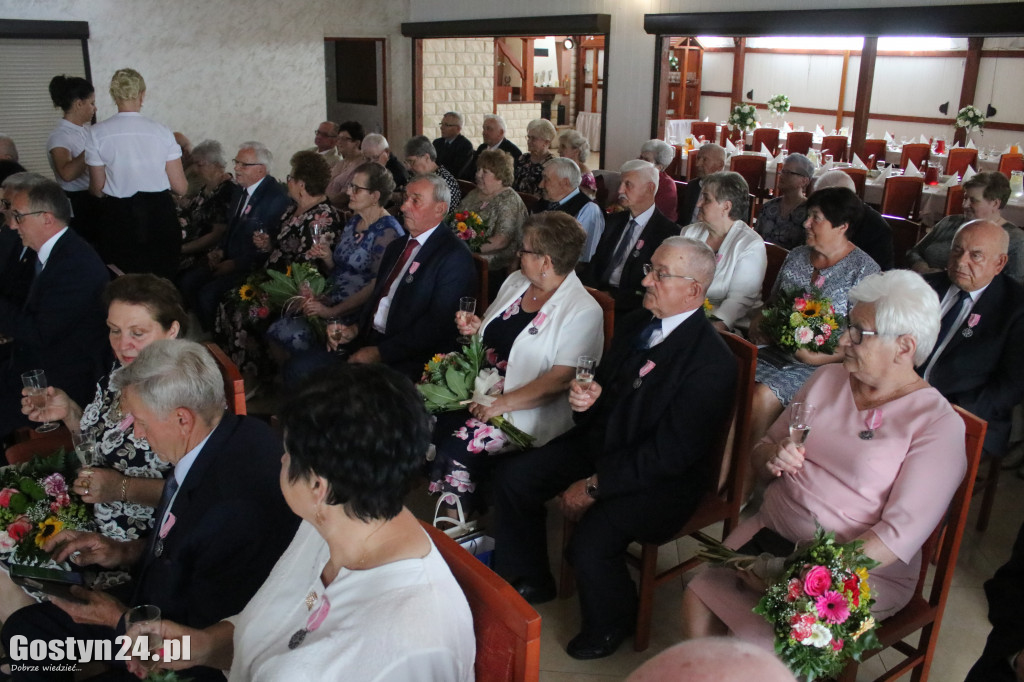 Wręczenie medali za długoletnie pożycie w gminie Pępowo