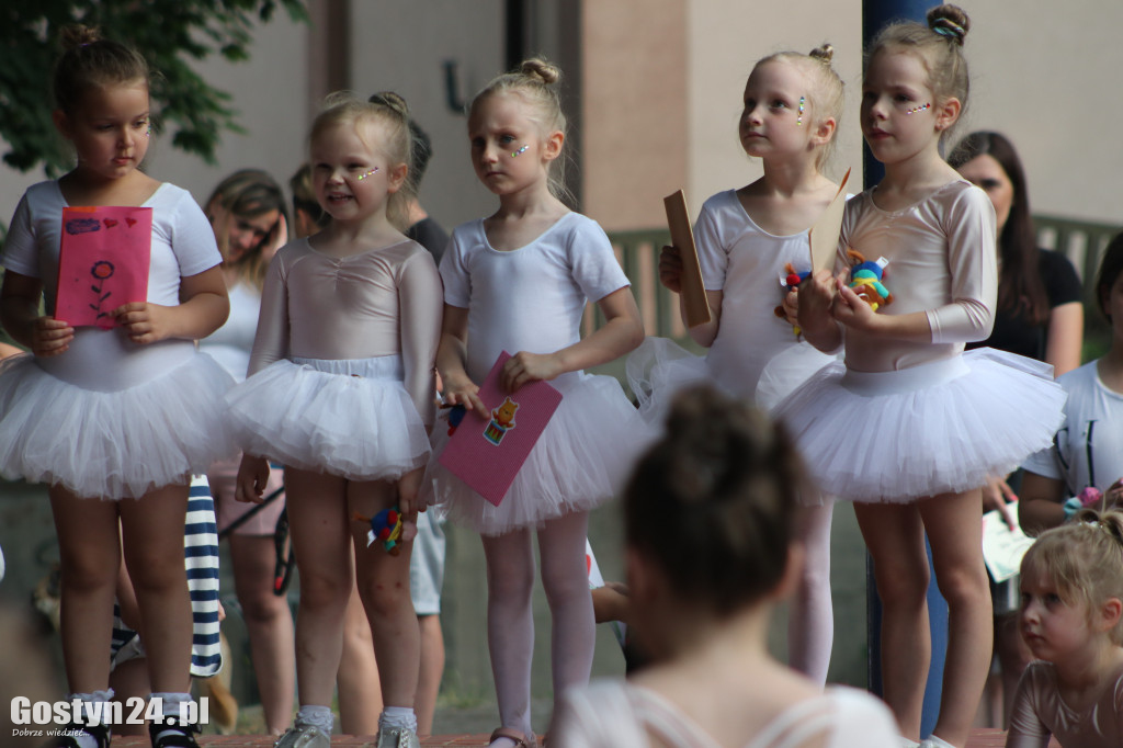 Wituś Dance Challenge w parku miejskim