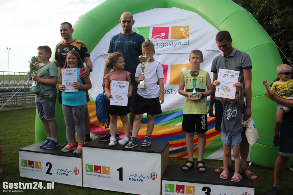 Sportowe Potyczki Rodzinne na gostyńskim stadionie
