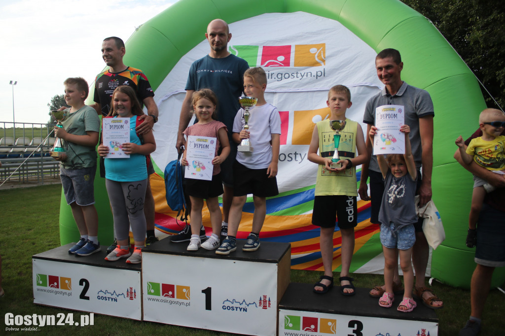 Sportowe Potyczki Rodzinne na gostyńskim stadionie