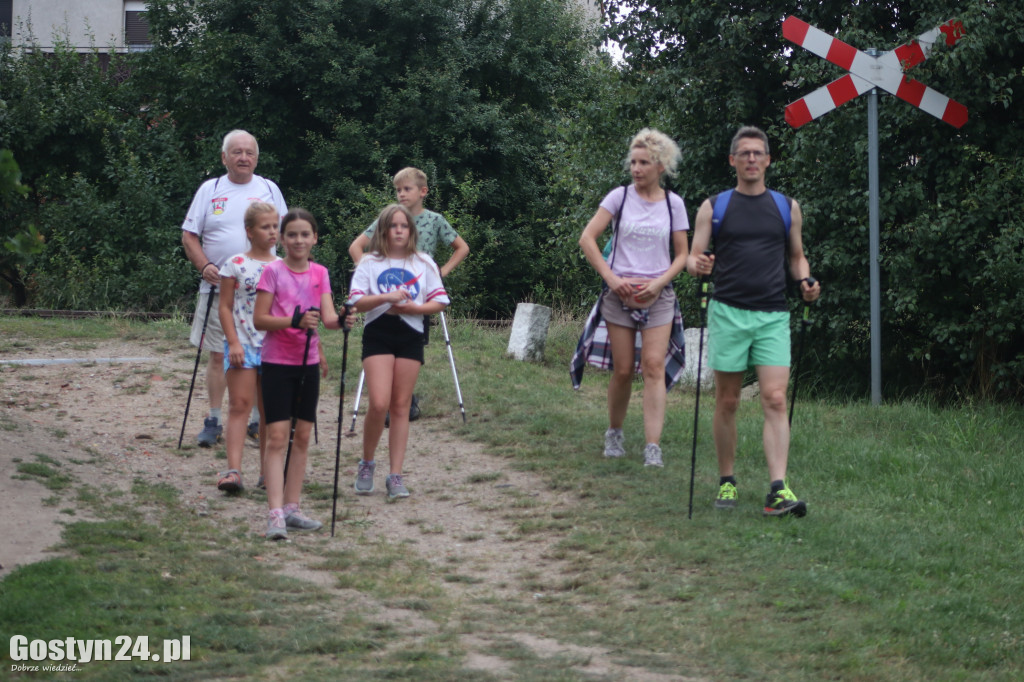 Wakacyjny Marsz Gwiaździsty Nordic Walking w Piaskach
