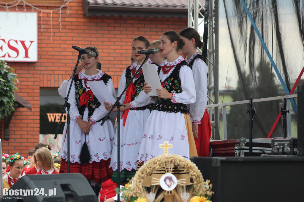 Dożynki gminno - parafialne w Pępowie