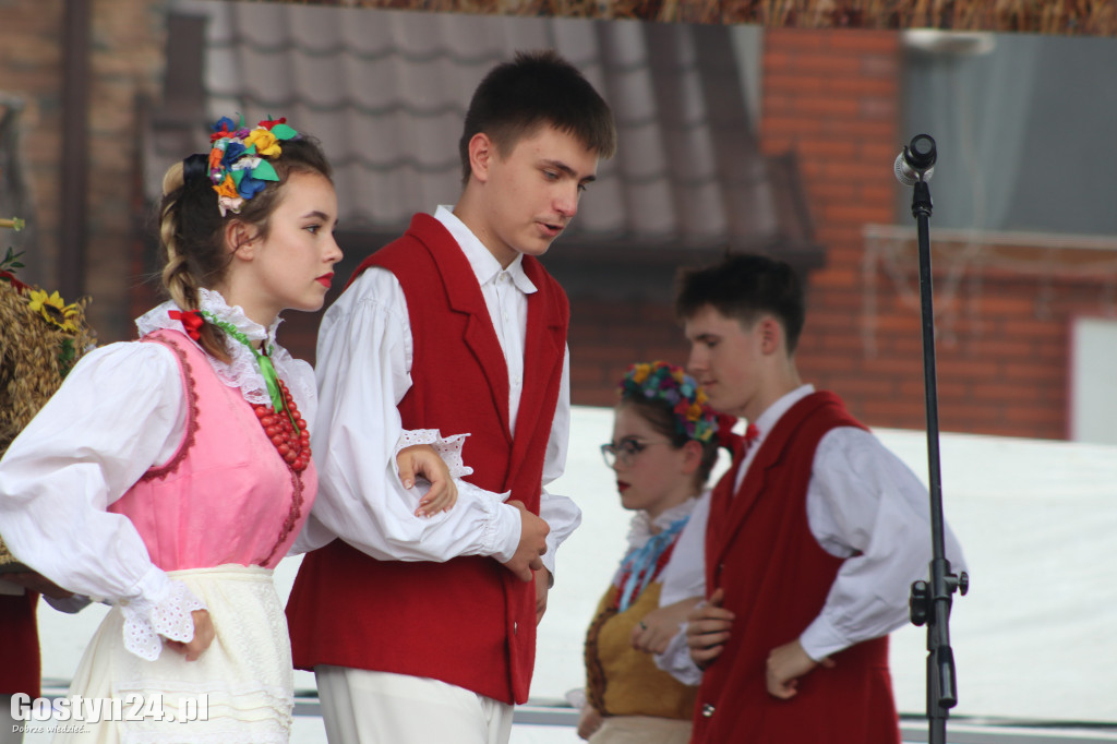 Dożynki gminno - parafialne w Pępowie