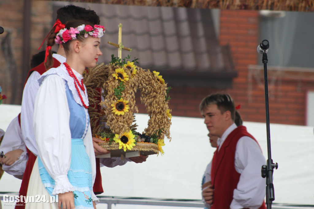 Dożynki gminno - parafialne w Pępowie