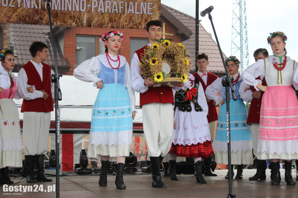 Dożynki gminno - parafialne w Pępowie