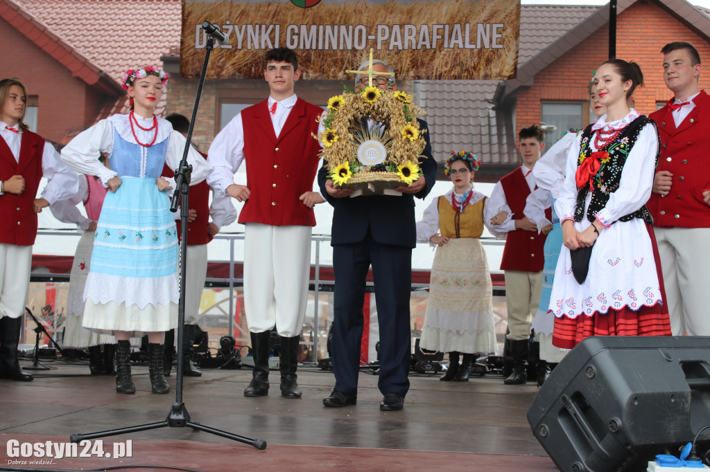 Dożynki gminno - parafialne w Pępowie