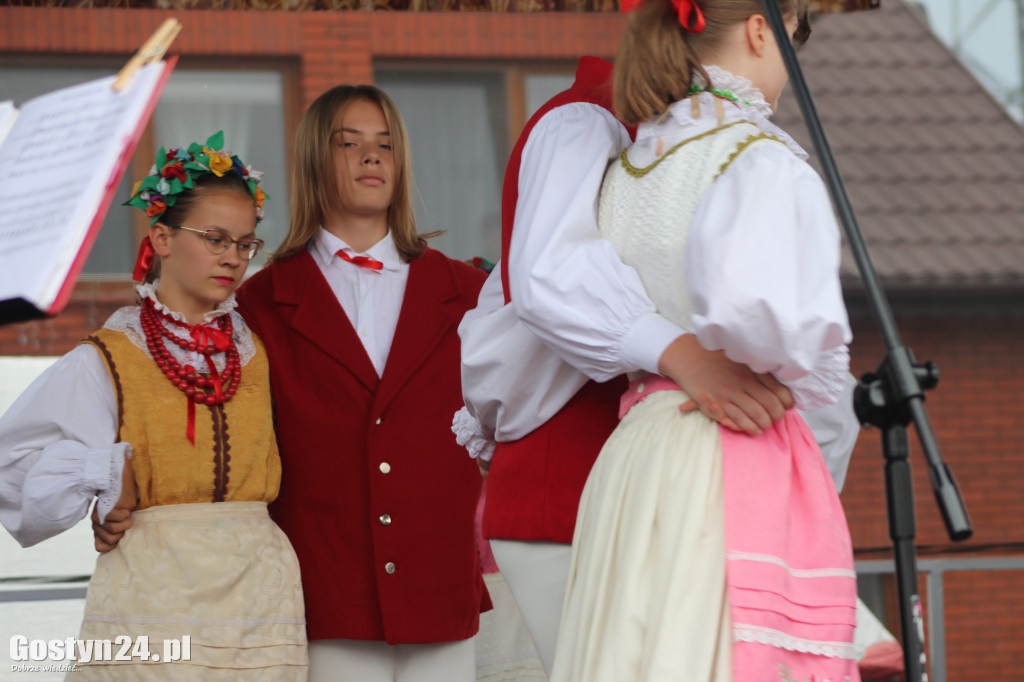 Dożynki gminno - parafialne w Pępowie