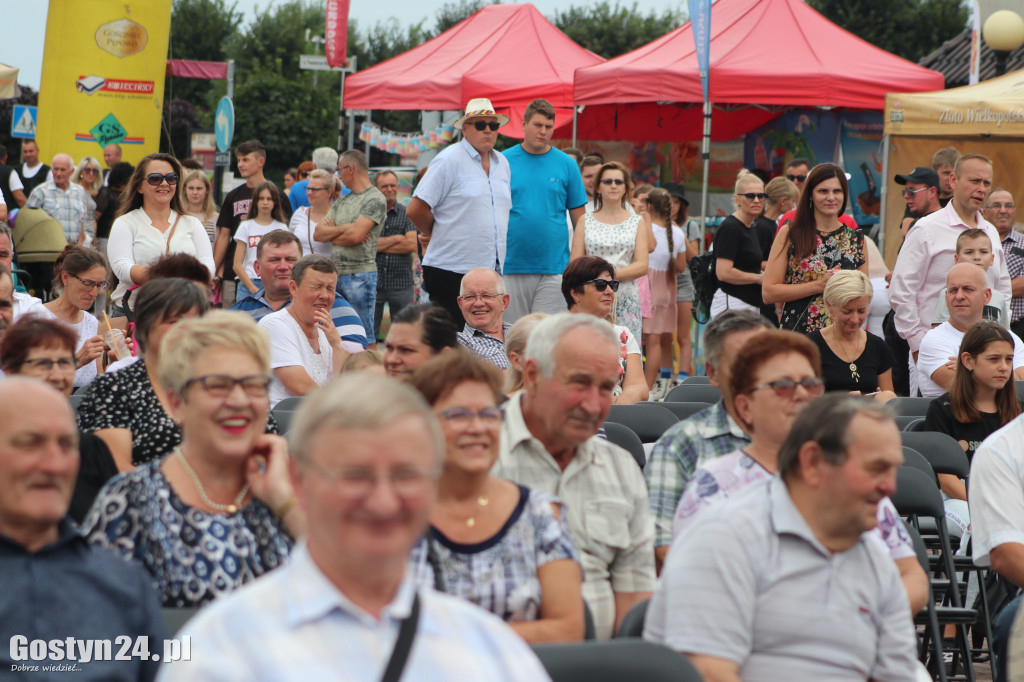 Dożynki gminno - parafialne w Pępowie