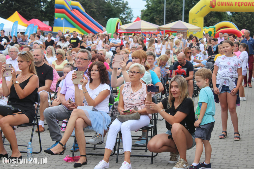 Dożynki gminno - parafialne w Pępowie