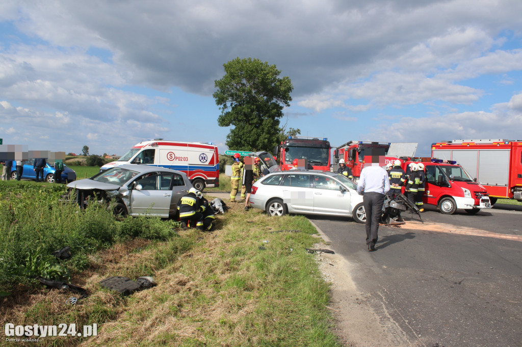 Zderzenie na skrzyżowaniu Bodzewo-Bodzewko Drugie-Ziółkowo