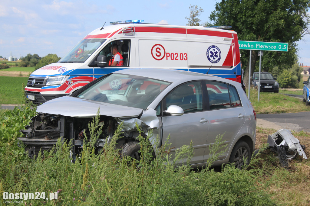 Zderzenie na skrzyżowaniu Bodzewo-Bodzewko Drugie-Ziółkowo