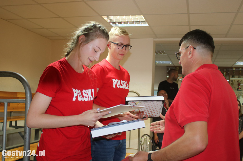 Powitanie medalistów z KS Start Gostyń
