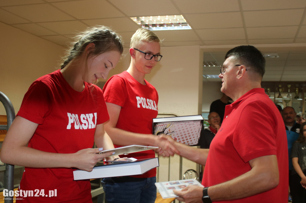 Powitanie medalistów z KS Start Gostyń