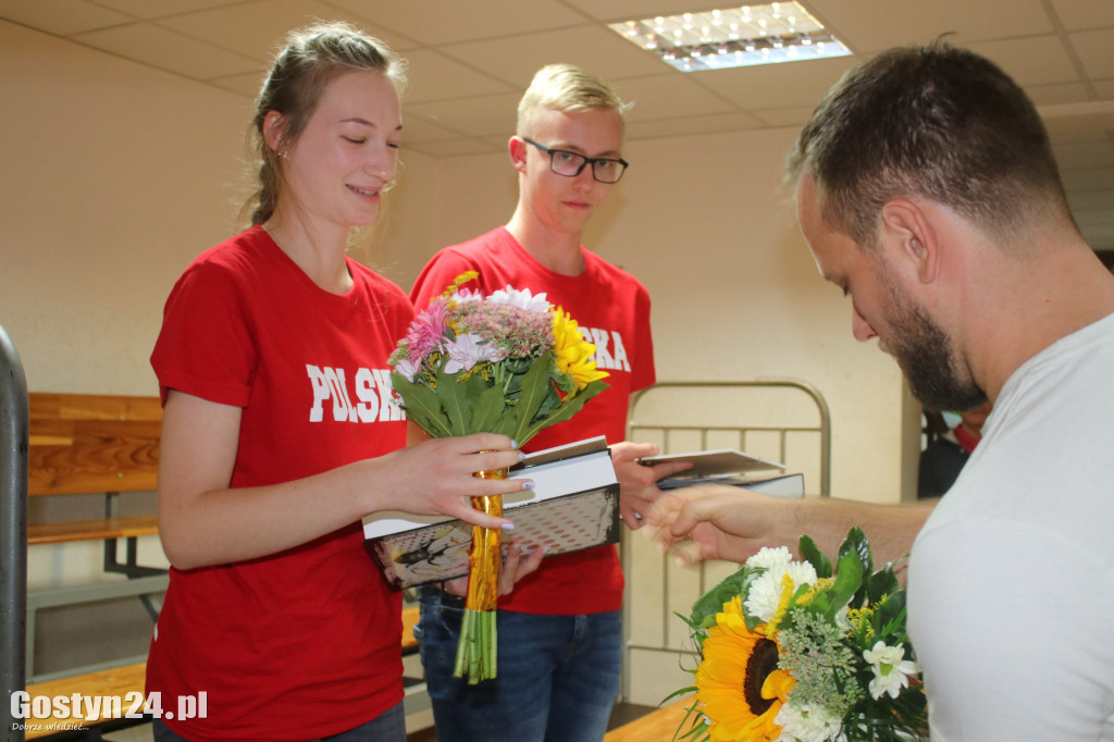 Powitanie medalistów z KS Start Gostyń